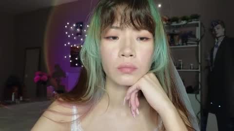 Snapshot of _eve____ chatting on 3, 11, 2025 EveEva online show from 3, 11, 2025