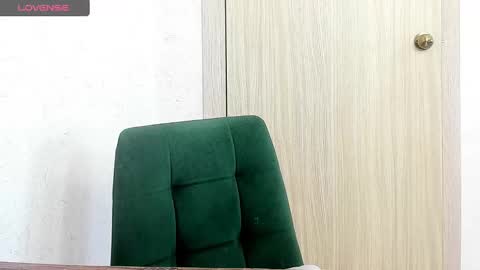 Snapshot of _feralberry__ chatting on 6, 3, 2025 Alis online show from 6, 3, 2025