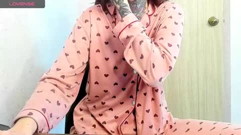 Snapshot of _feralberry__ chatting on 9, 3, 2025 Alis online show from 9, 3, 2025