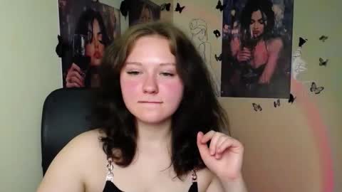 Snapshot of _foxy_lady chatting on 5, 6, 2026 Alice online show from 5, 6, 2026