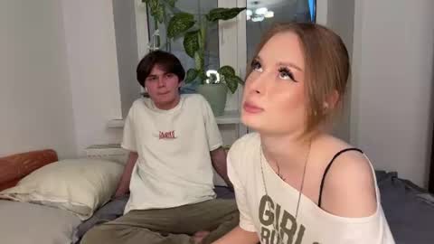 Kaithie and Jessie online show from 16, 6, 2026