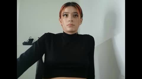 Snapshot of _genesid_dixton chatting on 6, 12, 2024 Mia-foster online show from 6, 12, 2024