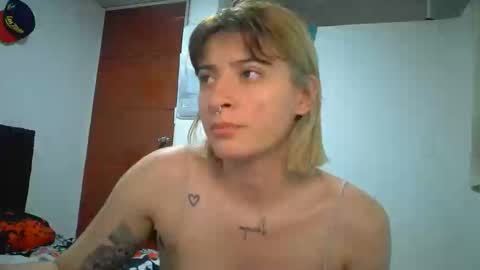 Mia-foster online show from 15, 4, 2026