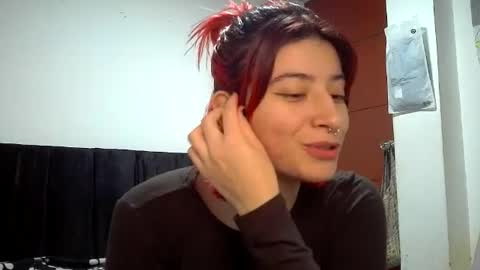 Mia-foster online show from 23, 6, 2026
