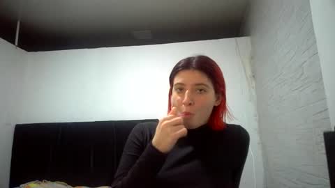 Mia-foster online show from 4, 7, 2026