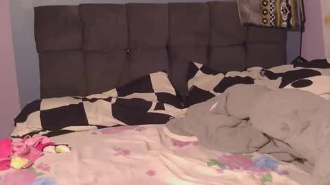 Snapshot of _hairlyboy chatting on 15, 12, 2025 _hairlyboy online show from 15, 12, 2025