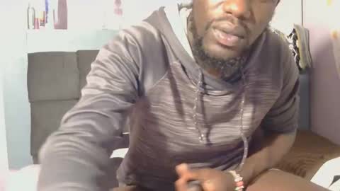 Snapshot of _hairlyboy chatting on 17, 12, 2025 _hairlyboy online show from 17, 12, 2025