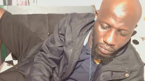 Snapshot of _hairlyboy chatting on 20, 12, 2025 _hairlyboy online show from 20, 12, 2025