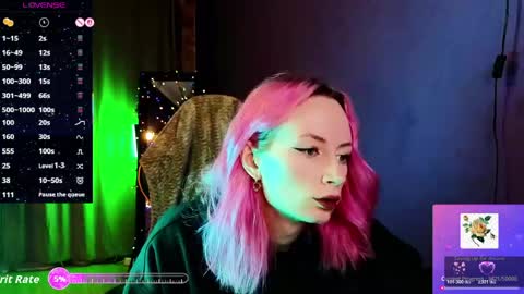 Snapshot of _helencarter chatting on 26, 5, 2026 Helen Carter 3 Next stream 2330 MSC online show from 26, 5, 2026