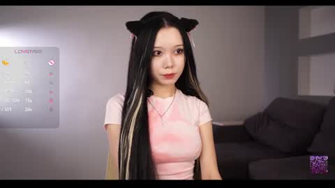 Snapshot of _in_the_end_ chatting on 26, 6, 2026 you Mia online show from 26, 6, 2026