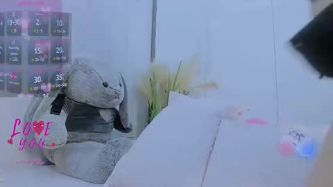 Snapshot of _joly_ chatting on 6, 4, 2026 Joly online show from 6, 4, 2026