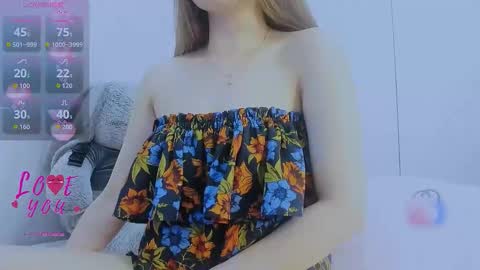 Snapshot of _joly_ chatting on 7, 4, 2026 Joly online show from 7, 4, 2026