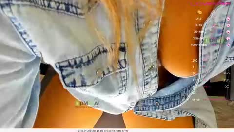 Snapshot of _justcallme_ chatting on 21, 6, 2026 _justcallme_ online show from 21, 6, 2026