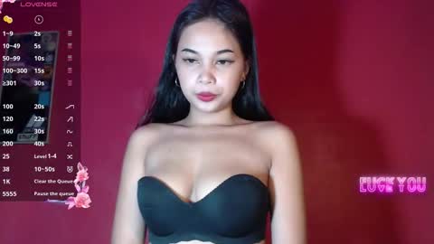 Snapshot of _justrea chatting on 25, 5, 2026 call me rea online show from 25, 5, 2026