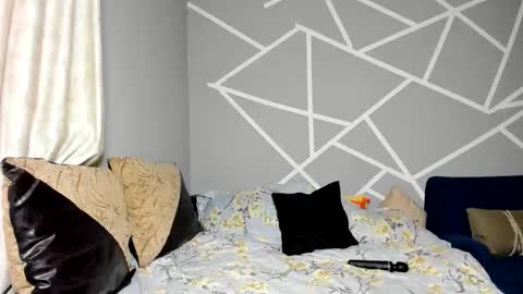 Dennise online show from 11, 11, 2025