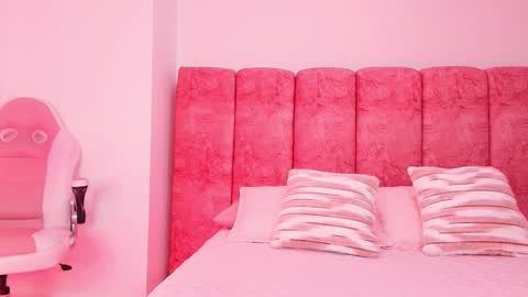 Snapshot of _kendall_07 chatting on 7, 11, 2025 Kendall online show from 7, 11, 2025