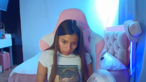 Snapshot of _khloe_sweet chatting on 27, 4, 2026 khloe sweet online show from 27, 4, 2026