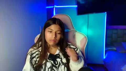 Snapshot of _khloe_sweet chatting on 5, 5, 2026 khloe sweet online show from 5, 5, 2026