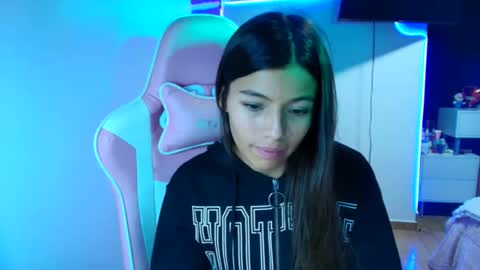 Snapshot of _khloe_sweet chatting on 25, 5, 2026 khloe sweet online show from 25, 5, 2026