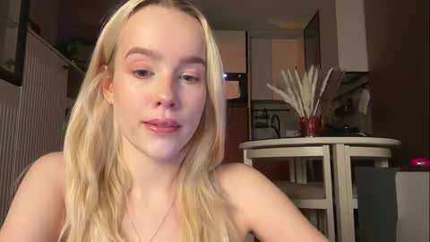Snapshot of _kkkhaleesi_ chatting on 27, 2, 2026 DENI online show from 27, 2, 2026