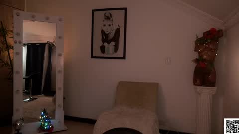 Not on OF Some stuff for sale  online show from 13, 12, 2024