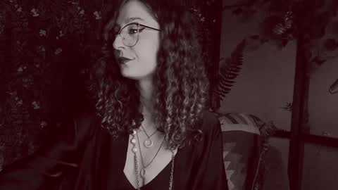 Snapshot of _lady_luna_ chatting on 15, 12, 2024 Lady Luna online show from 15, 12, 2024