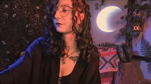 Snapshot of _lady_luna_ chatting on 8, 3, 2025 Lady Luna online show from 8, 3, 2025