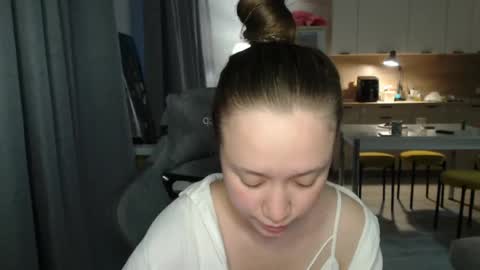 _lalune_ online show from 31, 3, 2026