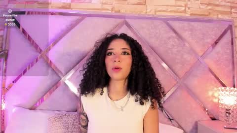 Lanna  online show from 3, 12, 2025