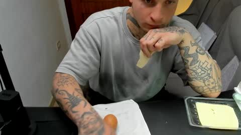 Snapshot of _layne chatting on 11, 5, 2026 Layne online show from 11, 5, 2026