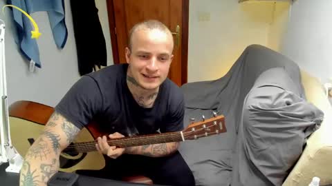 Snapshot of _layne chatting on 26, 5, 2026 Layne online show from 26, 5, 2026