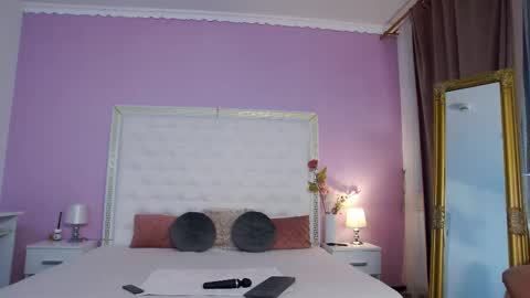 Lena Paul online show from 6, 3, 2026