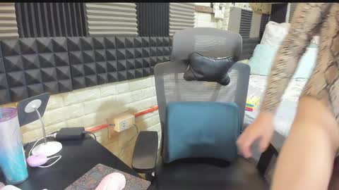 lexie online show from 6, 4, 2026