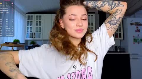 Snapshot of _lisaalisa_ chatting on 11, 1, 2025 Alice online show from 11, 1, 2025