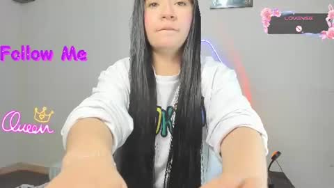 Snapshot of _litle_mily_ chatting on 23, 7, 2026 Mily online show from 23, 7, 2026
