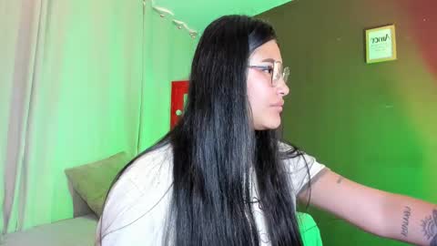 Snapshot of _little_ivy chatting on 24, 2, 2026 Ivy 3 online show from 24, 2, 2026