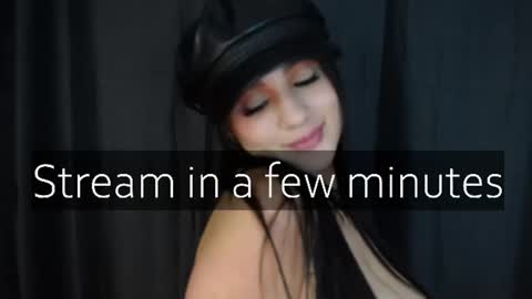 Snapshot of _littlecherryy_ chatting on 23, 6, 2026 Tania online show from 23, 6, 2026