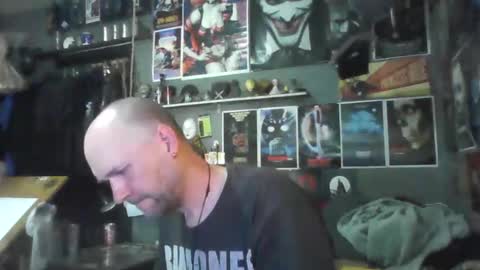 Snapshot of _longfellow chatting on 5, 3, 2026 That guy online show from 5, 3, 2026