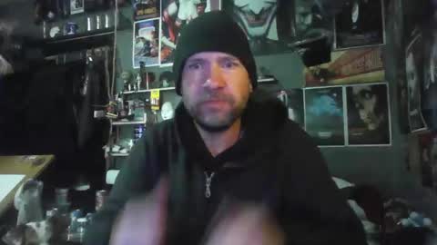 Snapshot of _longfellow chatting on 17, 3, 2026 That guy online show from 17, 3, 2026