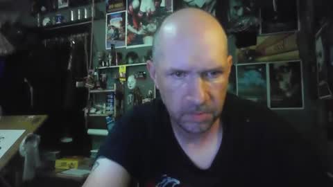 Snapshot of _longfellow chatting on 28, 3, 2026 That guy online show from 28, 3, 2026