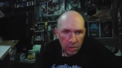 Snapshot of _longfellow chatting on 4, 4, 2026 That guy online show from 4, 4, 2026