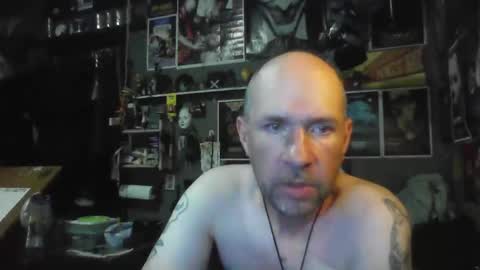 Snapshot of _longfellow chatting on 11, 4, 2026 That guy online show from 11, 4, 2026