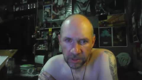 Snapshot of _longfellow chatting on 14, 4, 2026 That guy online show from 14, 4, 2026