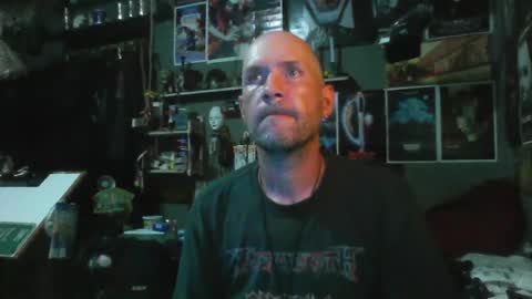Snapshot of _longfellow chatting on 1, 7, 2026 That guy online show from 1, 7, 2026