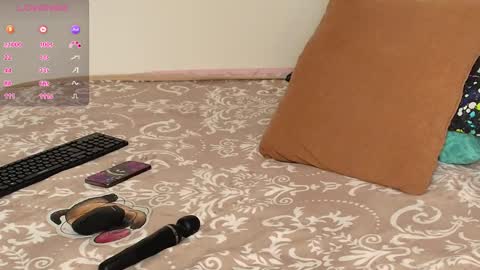 Lullaby online show from 12, 11, 2025