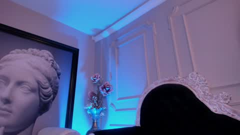 Snapshot of _luna_dupont_ chatting on 20, 1, 2025 Luna online show from 20, 1, 2025