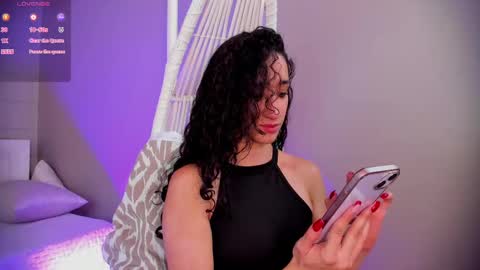 Snapshot of _luna_dupont_ chatting on 10, 2, 2025 Luna online show from 10, 2, 2025