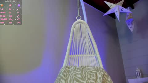 Snapshot of _luna_dupont_ chatting on 24, 2, 2025 Luna online show from 24, 2, 2025