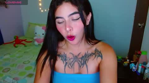 Snapshot of _luna_torres chatting on 1, 3, 2025 luna torres online show from 1, 3, 2025