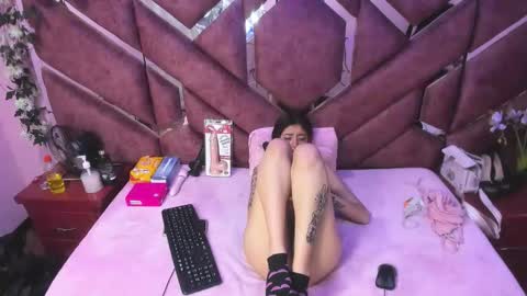 Snapshot of _maleja_19 chatting on 26, 3, 2026 _maleja_19 online show from 26, 3, 2026